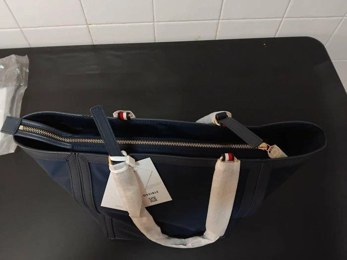 Tommy Hilfiger Essential Tote – photo 7